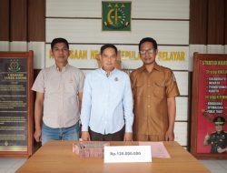 Kepala Desa Bonea, Alwan Sihadji SH, Yakin Menang Praperadilan dan Ajukan Ganti Rugi Rp. 1,3 Milyar
