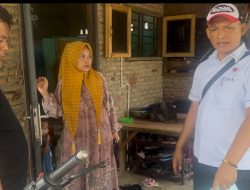 Endang Gustina: ‘Saya Hanya Jualan Baju, Menghidupi Banyak Anak Dengan Cara yang Halal’