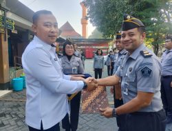 Lapas Kelas IIA Sidoarjo Gelar Apel Kenaikan Pangkat dan Pengangkatan PNS, Kalapas: Momentum Tingkatkan Profesionalisme