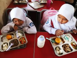 Program Makan Bergizi Gratis Dapat Dukungan Luas, Sejalan dengan Nilai Islam dan Visi Indonesia Emas 2045