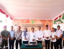 Wali Kota Batam Letakkan Batu Pertama Pembangunan Musala Baitus Shalihin di PN Batam