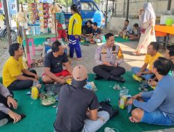 Ngopi Bareng Sopir, Polisi Sosialisasikan Operasi Patuh Semeru dan ODOL di Banyuwangi