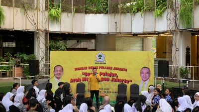 Pelajar Jakarta Suarakan Aspirasi di Mimbar Bebas Golkar