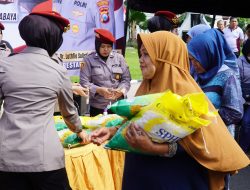 Gerakan Pangan Murah :Komitmen Polrestabes Surabaya Stabilkan Harga dan Menjamin Ketersedian Pangan