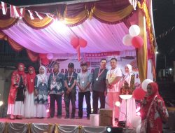 Warga RT 01 RW 002 Sungai Panas Kampung Melayu Batam Meriahkan HUT ke-80 RI dengan Lomba Karaoke