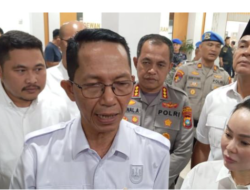 Wali Kota Batam Amsakar Achmad Tegaskan Pejabat Pemko Harus Dekat dengan Masyarakat dan Jalankan Amanah dengan Rendah Hati