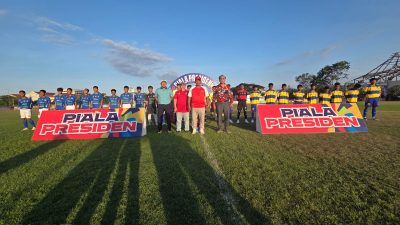 Rektor UNESA Didampingi Bupati SBS Resmi Buka Turnamen Piala Presiden U15 Tingkat Nasional di Surabaya