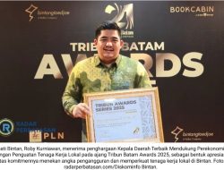 Bupati Termuda Kepri, Roby Kurniawan Raih Penghargaan atas Komitmen Kuat Dorong Tenaga Kerja Lokal