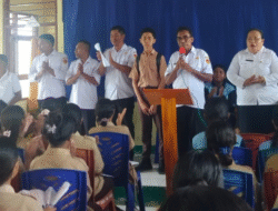 Kepala SMAN Harekakae Lepas Siswa Wakili NTT di Kejurnas Catur 2025