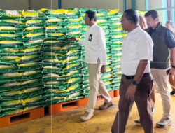 Gubernur NTT Tinjau Stok Pangan, Pastikan Keamanan Pasokan Jelang Natal & Tahun Baru