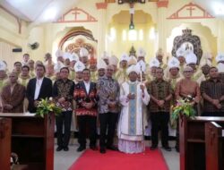 Gubernur NTT Hadiri Tahbisan Uskup Larantuka, Tegaskan Sinergi Gereja dan Pemerintah
