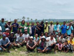 Kades Lakekun Barat Dorong Peningkatan Produksi Padi Lewat Praktik Pengendalian Hama Bersama Petani