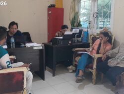 Pelayanan Tanpa Batas di Desa Mulyonegoro: Sekdes Faisal Danupoyo Layani Warga Sipatana Pasca Jam Kerja