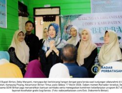 Senyum Hangat di Kp Pisang: Deby Maryanti ‘Peluk’ Lansia Bintan Lewat Sembako dan Program Prioritas