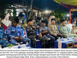 Malam Kemenangan di Bintan: Pawai Obor Membelah Malam, Kapolres dan Bupati Lepas Ribuan Jemaah