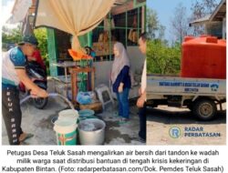 Warga Bintan Menjerit Kekeringan, Desa Teluk Sasah “Gercep” Salurkan Air Bersih dari Sumur Kantor