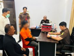 Polres Pohuwato Serahkan Tersangka Penganiayaan ke Kejaksaan