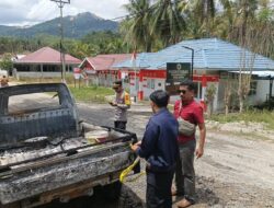 Pamapta Polres Pohuwato Gerak Cepat Padamkan Kebakaran Mobil Carry Tanpa Plat di Hulawa