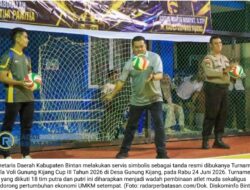 Sekda Bintan Buka Turnamen Voli Gunung Kijang Cup