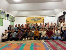 KKN 01 UINSA dan Pokdarwis Jatimulyo Ciptakan Smokeless Burn Barrel untuk Dukung Pengelolaan Sampah Wisata Gunung Kendil dan Pasar Bantar