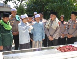Sinergi Spiritual, Kapolres Pelabuhan Tanjung Perak Ziarah Wali di Surabaya