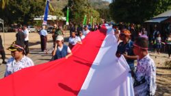 Kirab Bendera 81 Meter Digelar di Perbatasan RI-RDTL, Kobarkan Semangat Nasionalisme