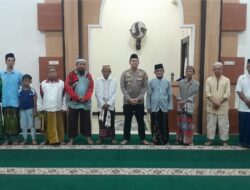 Pererat Kebersamaan dengan Warga, Kapolres Gorontalo Gelar Subuh Berjamaah dan Wakaf Al-Qur’an