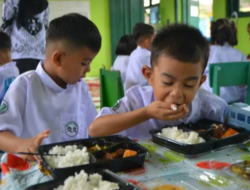 Wali Murid SDN 11 Pulubala Minta Anak Kembali Mendapatkan Makan Bergizi Gratis